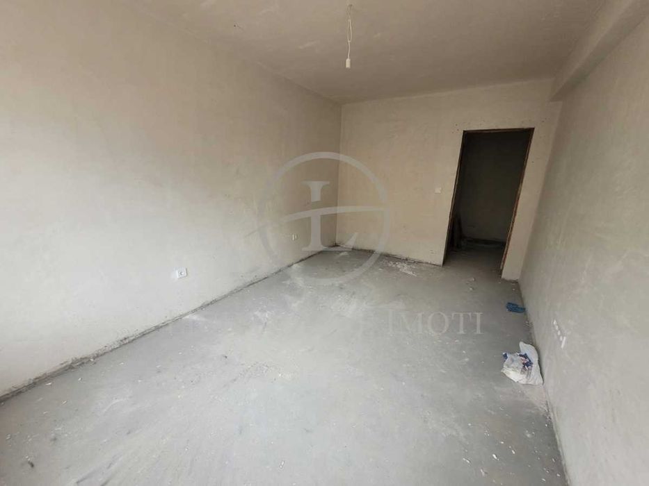 Реф. 3172 Двустаен Апартамент с АКТ 14 / Южен