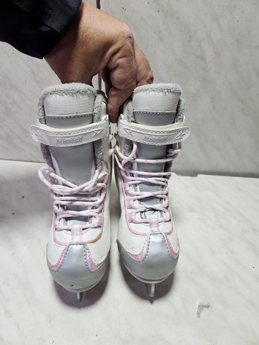 Patine 2015 gheata patinaj artistic Riedell marime eu  31-32 (20,5 cm)