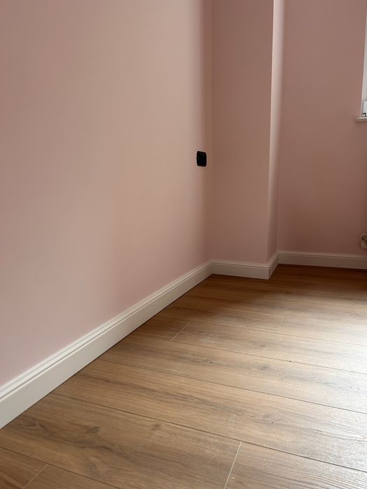Montaj Parchet Constanța | Laminat, Stratificat, SPC/LVT | Plinte