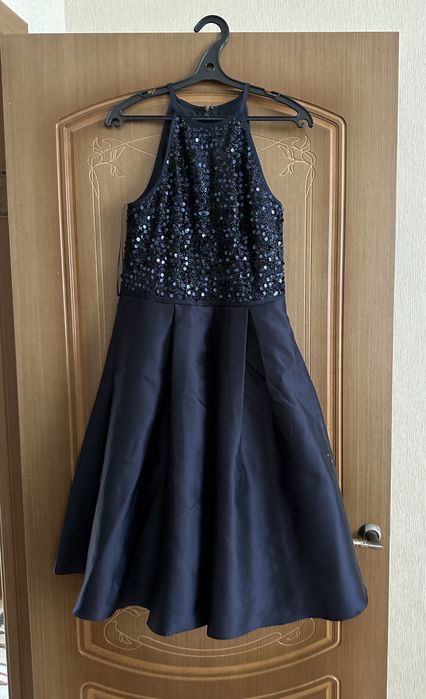 Платье вечернее