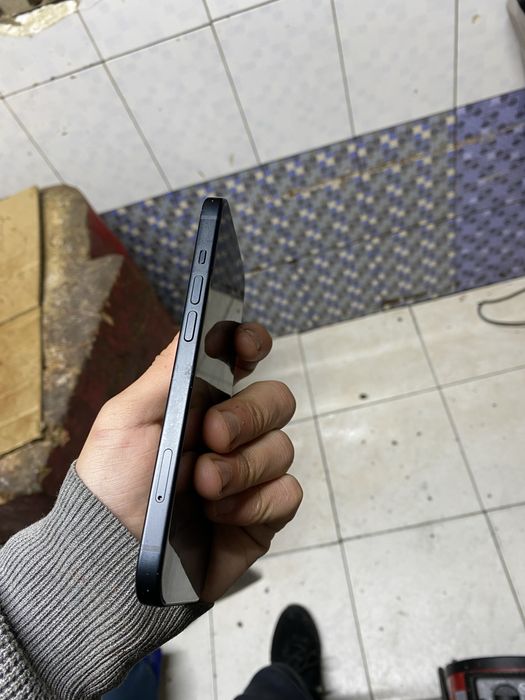 Айфон 15 в хорошом состоянии