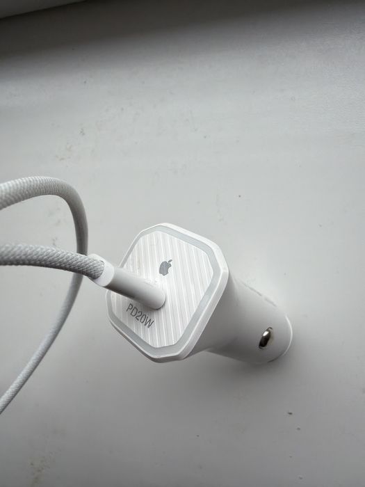 Incarcator auto Iphone