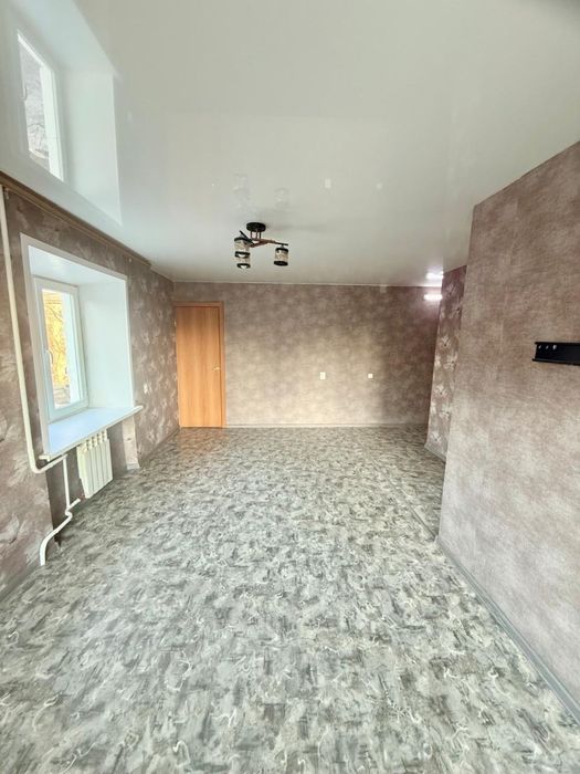Продам квартиру Крылова 108