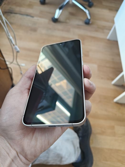 Продам Samsung s24fe 256гб