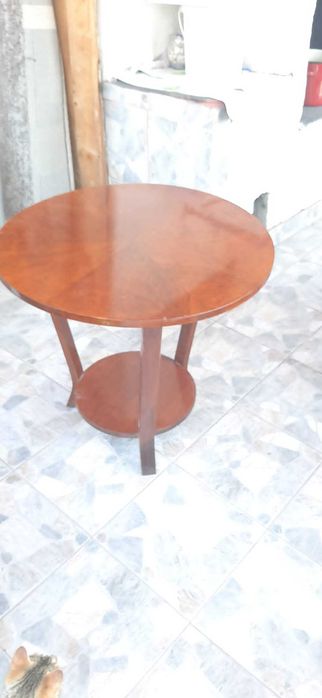 Masuta lemn masiv diametru 69 cm