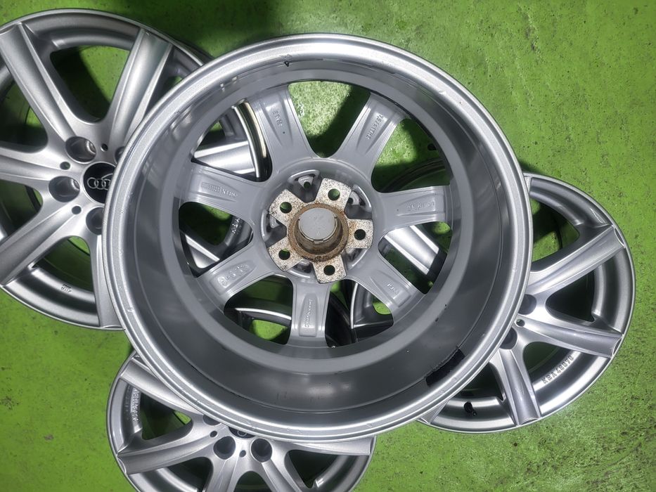17 5x112 Audi A4 A5 A6 Vw Skoda лети джанти 5х112 ауди