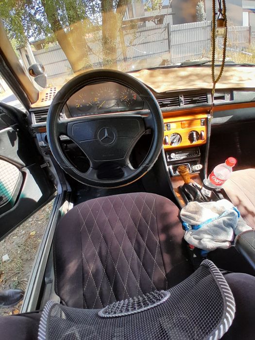 Продам машину mersedes