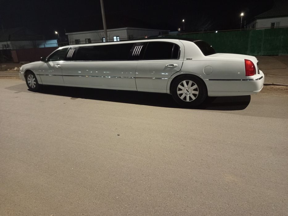 Lincoln Town Car продам или обмен
