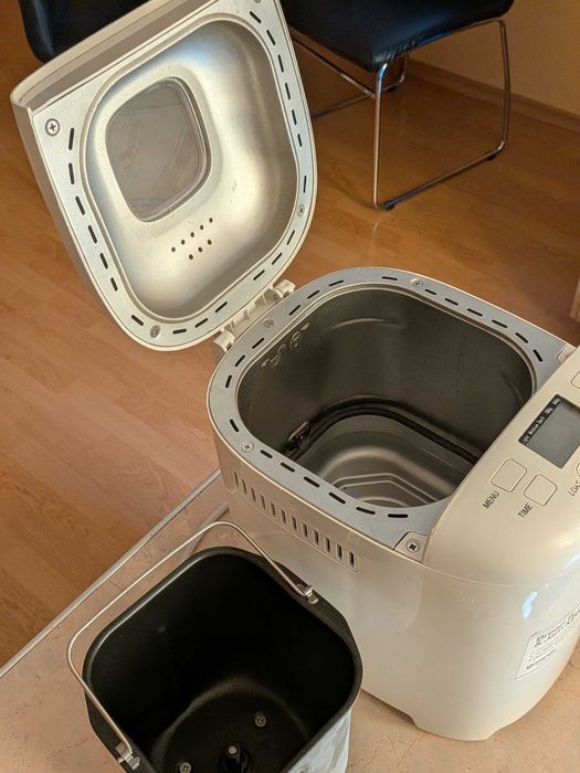 Хлебопекарна Gorenje BM900WII