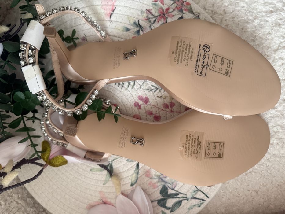 Елегантни сатенени сандали Steve Madden – модел Jazzy Belle