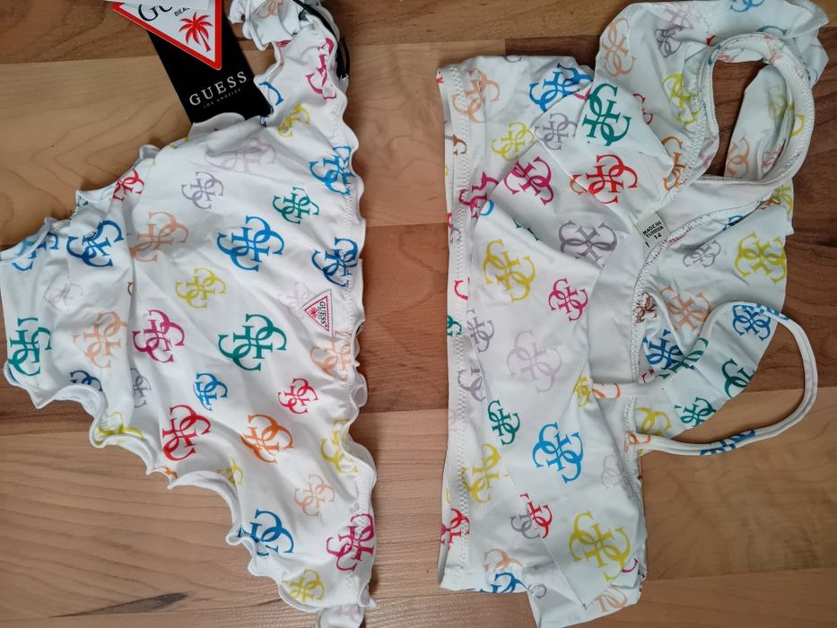 Guess 14г бански