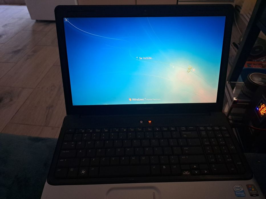 Laptop de vanzare 100 lei