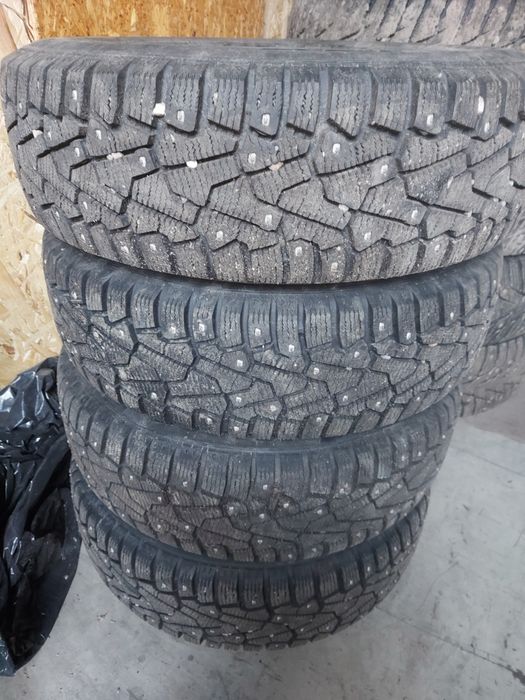 Продам зимние шины 4шт