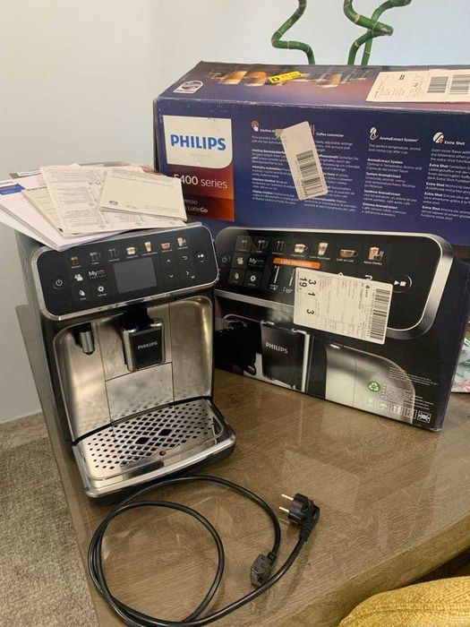 Кафеавтомат Philips LatteGo 5400 Series EP5447/90