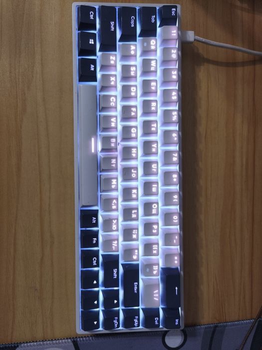 Срочно продам клавиатуру dark project kd68b