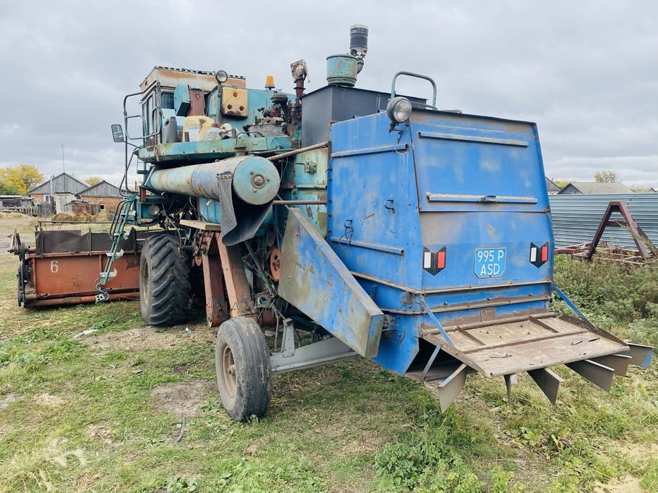 Продам Комбаин.