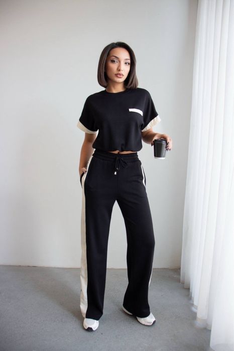 Дамски комплекти с м л