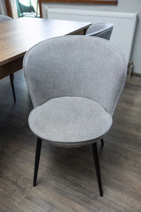 Комлект маса и столове