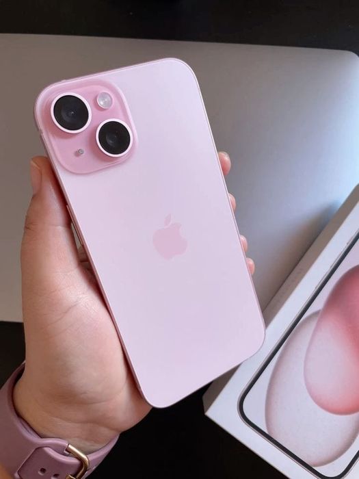 iPhone 15 Pink nou de vânzare