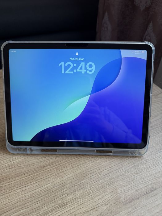 iPad Air M2 11’’ 256GB Cellular(eSIM)-CA NOU, 39 cicluri, folie+husa