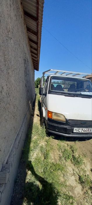Ford transit sotiladi