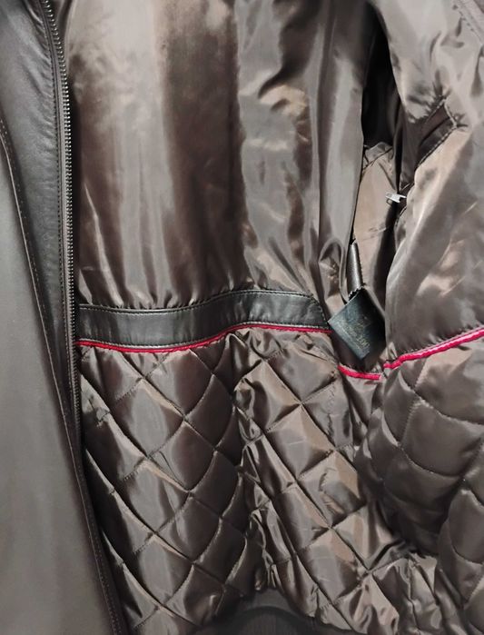 Vând geacă piele naturală bărbați