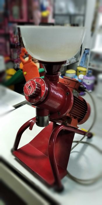 Професионална Кафемелачка NIVO (Николай Войнов) 750W, 1400 об./мин