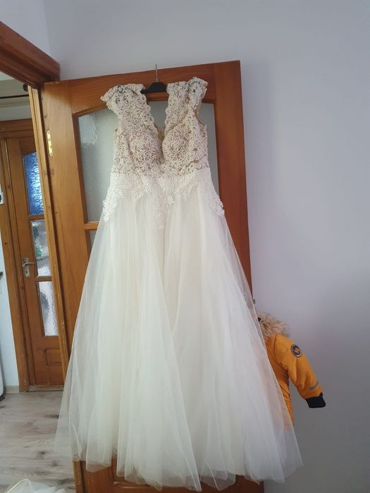 Rochie de mireasa mărimea M-L