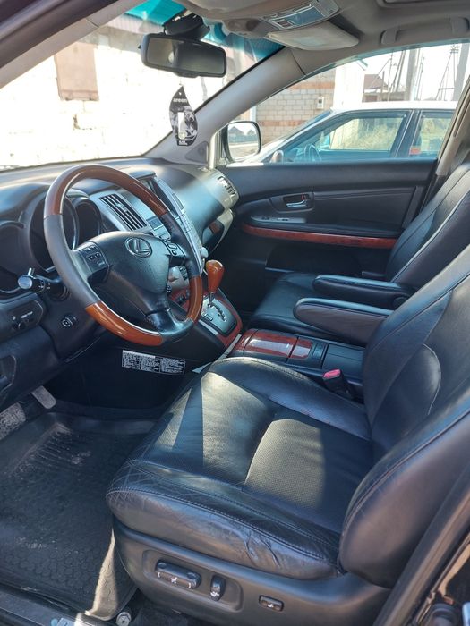 Продам лексус в хорошем состоянии