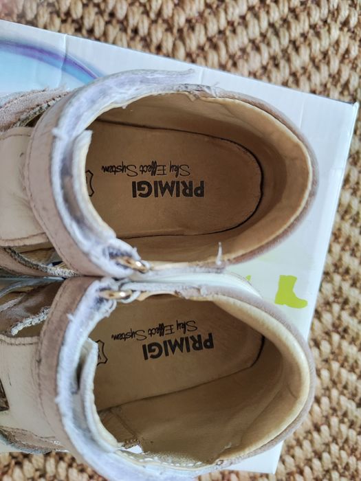 Sandale Primigi piele marimea 25