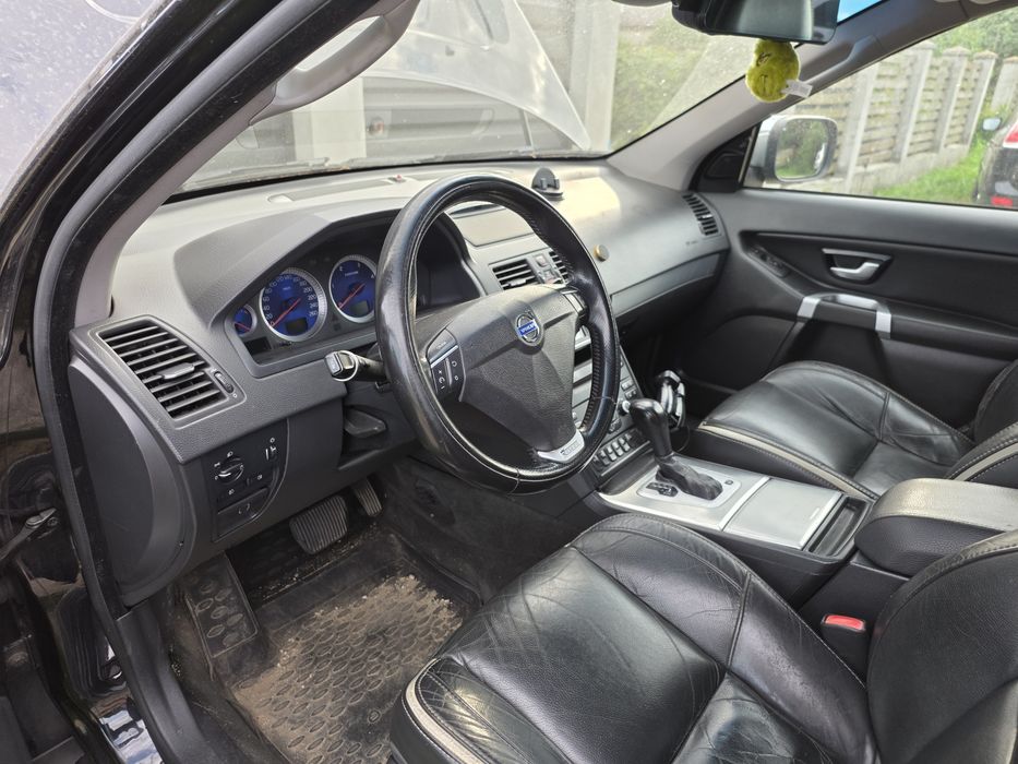 VOLVO XC90 2011 — imagine 3