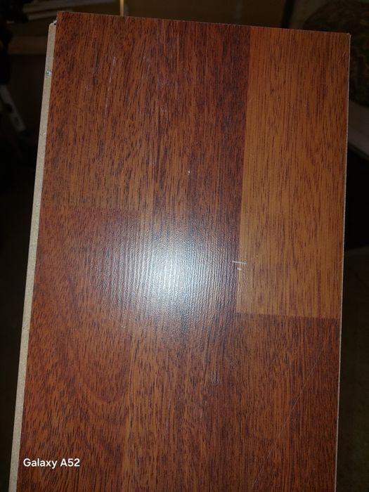 Продю ламинат б/у