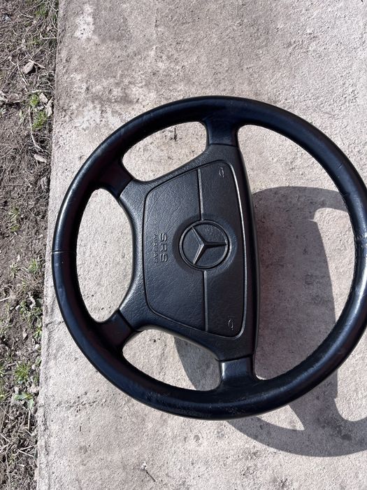 Мерседес 124 запчасть