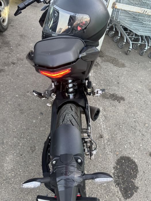 Motocicleta Zontes Zt125U naked