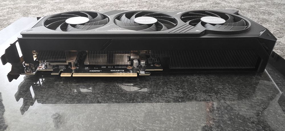 Placa Video RTX 5070 Gigabyte