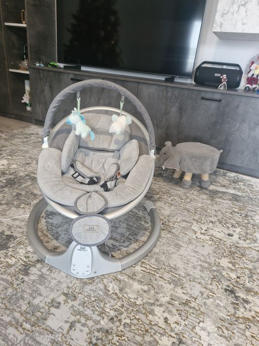 Leagan adormit  bebelusi