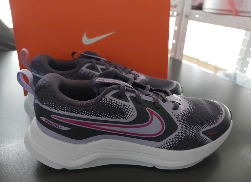 Маратонки Nike №38