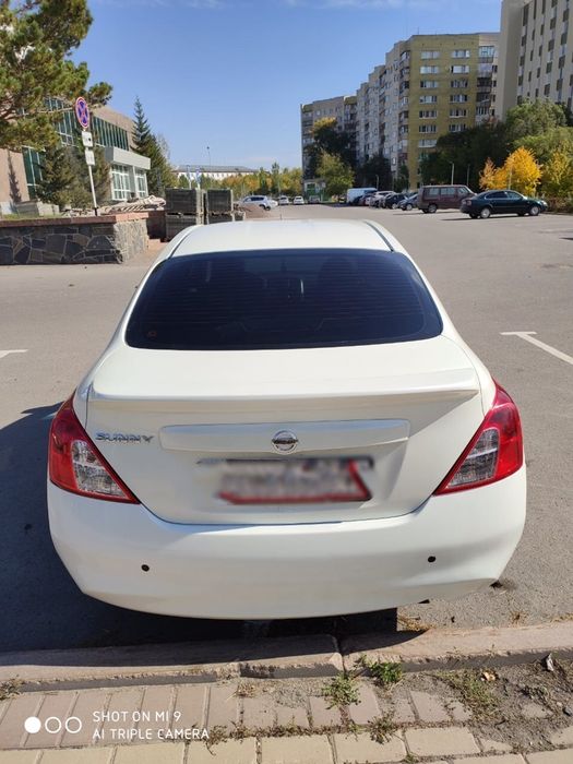 Nissan sunny 2012 года
