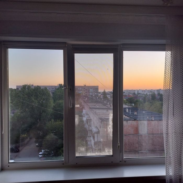 Продам пластиковое окно
