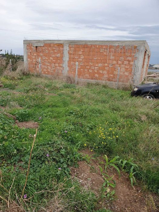 Casa si teren de vanzare in Limanu