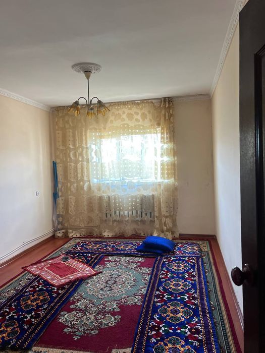 Kvartira 2 xonali 6.4da, lokatsiyasi zo'r joyda