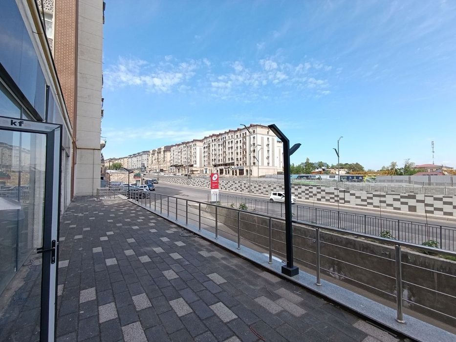 Тапоич, Яшнабад! Продаётся нежилое помещение 311 кв.м вдоль дороги