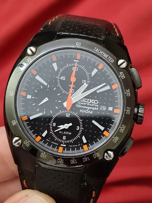 Seiko Sportura Chronograph SNA595P1