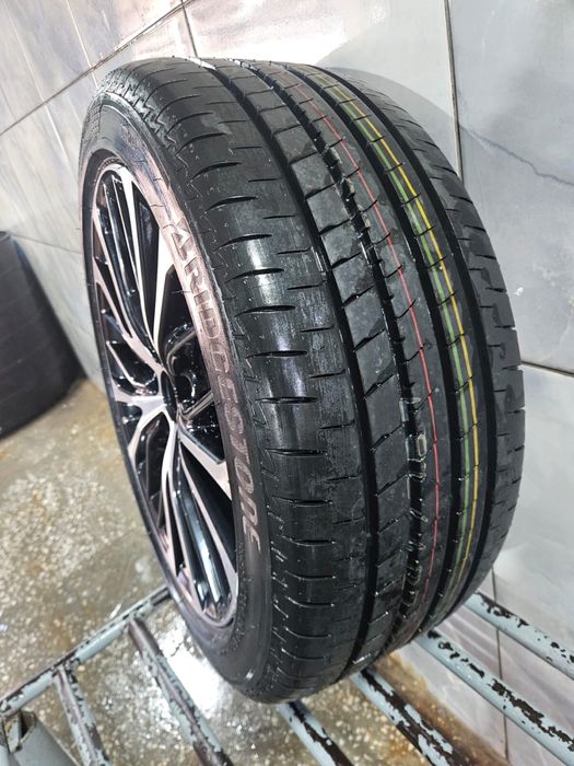 Продам колесо на Camry 70