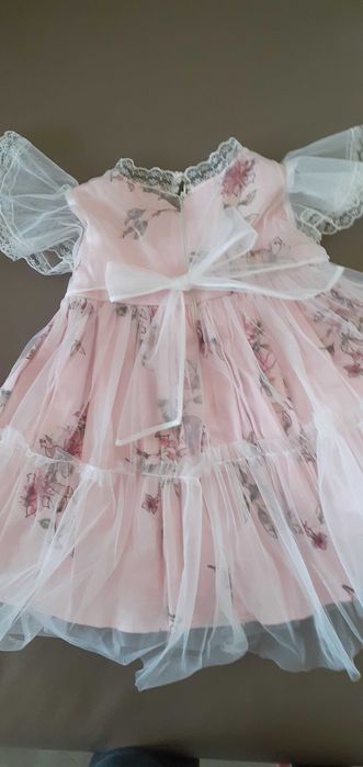 Рокля с цветя за момиченце