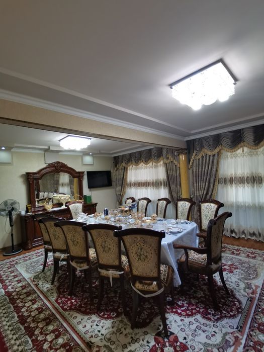 Продаётся квартира на Саракульке 5 комнатная