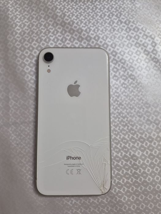 Обменяю или продам iPhone XR