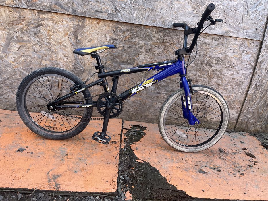 Bicicleta bmx gt roti 20”