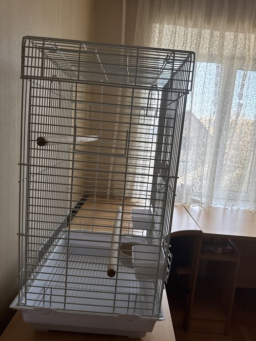 продам птичью клетку