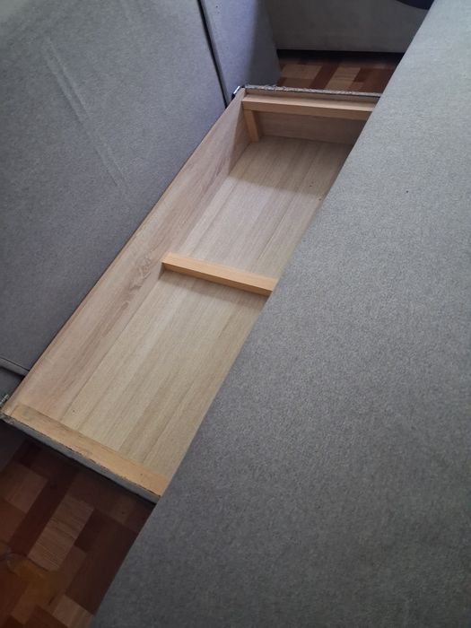 Отдам бесплатно  диван